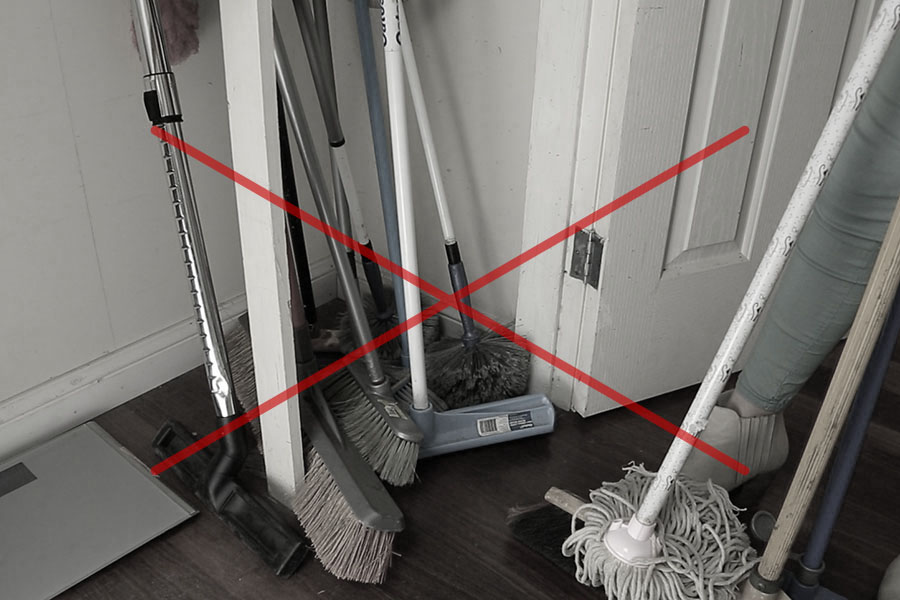 Kleva broom holder covenient easy strong 5 brooms mops poles cleaning storage hanging
