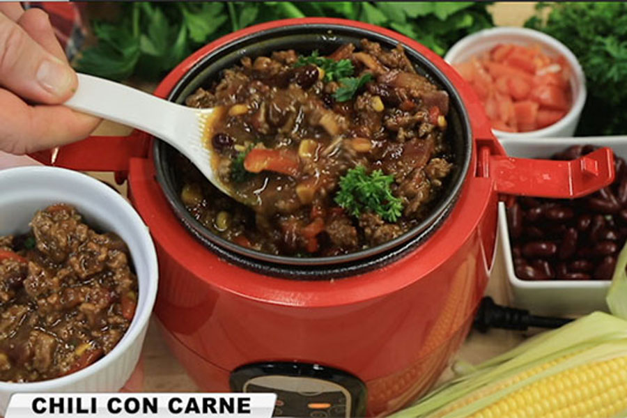 Give you family yummy meals like this one pot Mexican Chili Con Carne dish